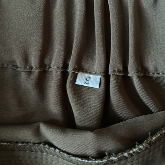 Off shoulder top - Picture 2 of 3